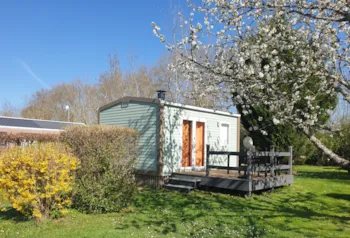 Mietunterkunft - Lodge Charme 1 Zimmer - 2024 - Camping Vert Auxois