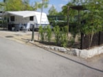 Emplacement +70M2: Voiture + Tente Ou Caravane + Électricité Ou Camping-Car + Électricité Emplacement +70M2: Voiture + Tente Ou Caravane + Électricité Ou Camping-Car + Électricité