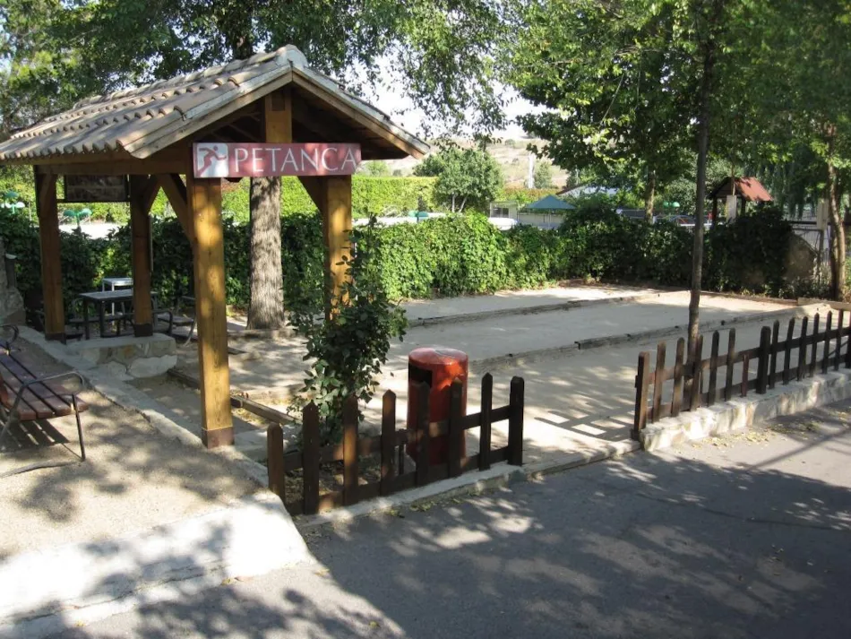 Camping Madrid Arco Iris