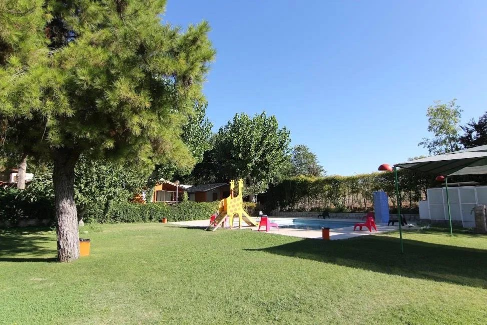 Camping Madrid Arco Iris