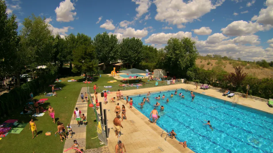 Camping Madrid Arco Iris