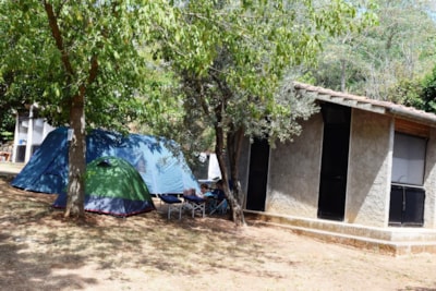Pitch: car + tent/caravan or camping-car + electricity + toilet blocks — 3