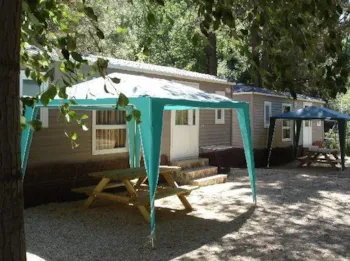Mietunterkunft - Bungalow Mesones - Camping Río Mundo