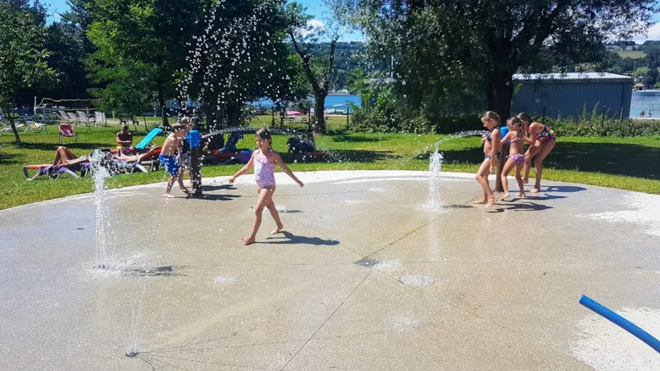 Détente et Clapotis