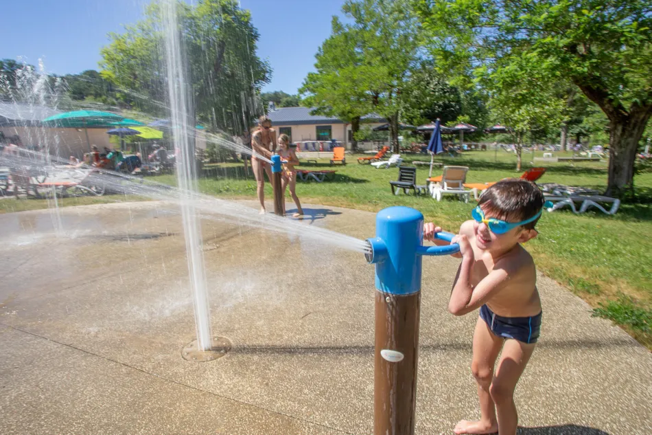 Détente et Clapotis