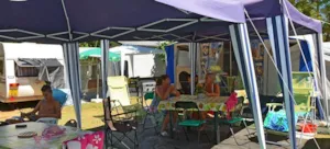 Emplacement - Emplacement : tente/caravane + électricité - Camping Bel Air