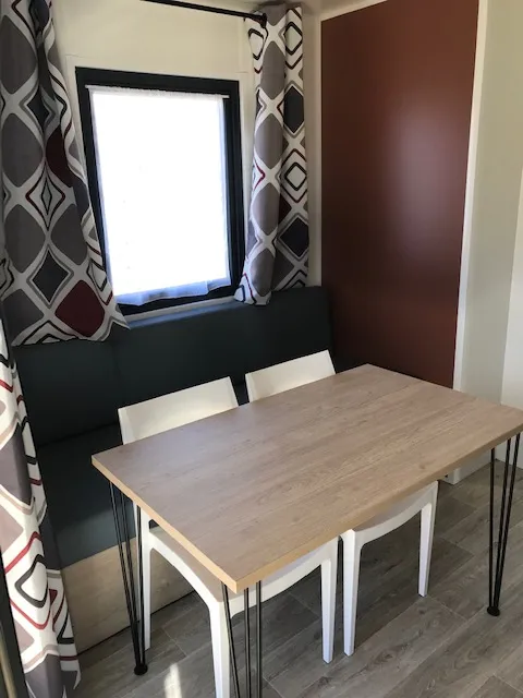 Mobil-Home Premium 26M² Deux Chambres+ Terrasse Couverte 8.4 M² + Tv