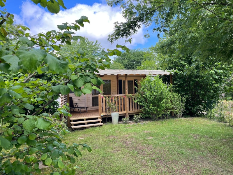 MH 4pers Komfort+ - 32m² - 2 Schlafzimmer + überdachte Terrasse 15m² + TV+Klimaanlage