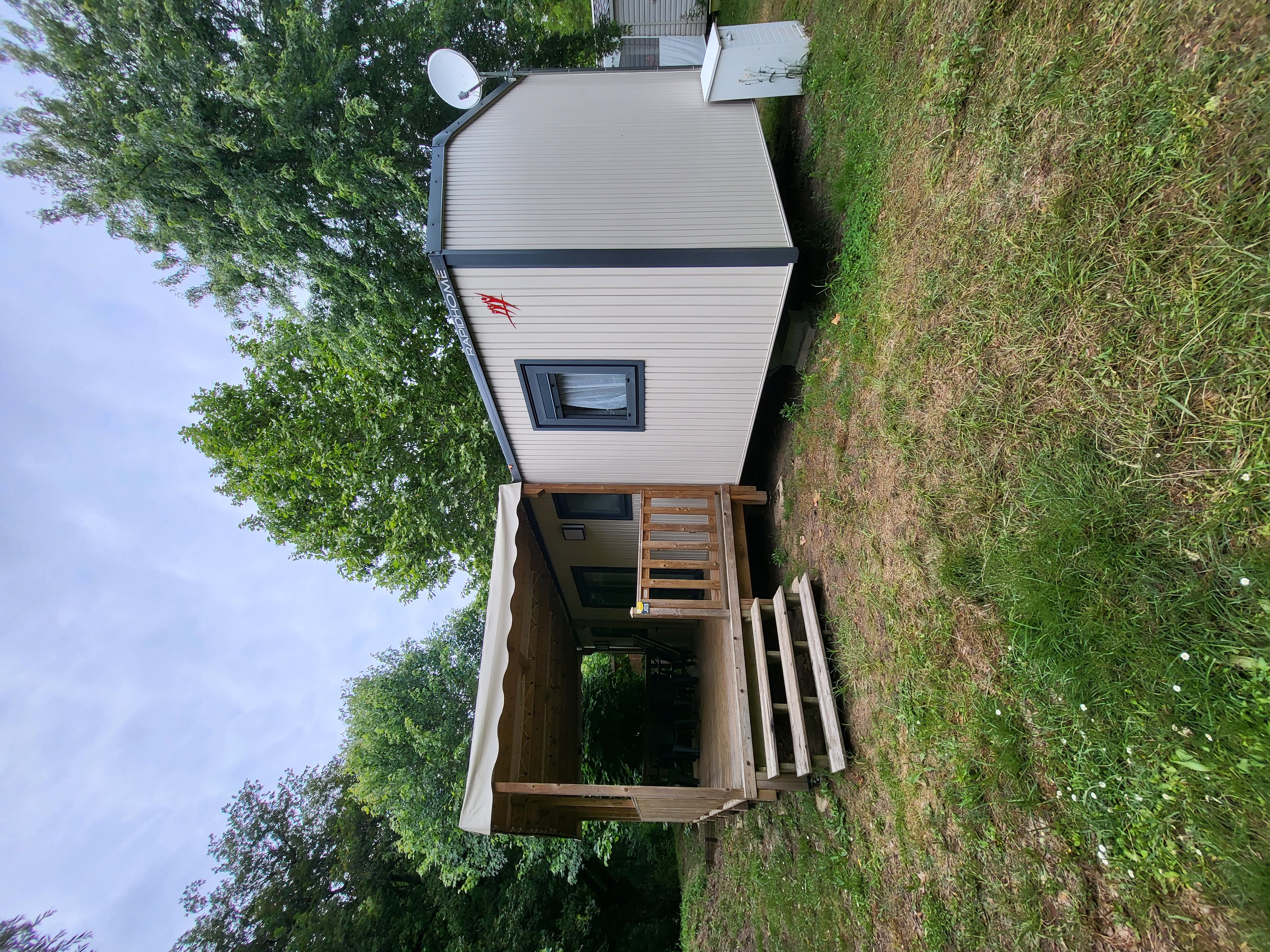 Mobil-home CONFORT 33-36m² 3 chambres + terrasse couverte 18m² + TV