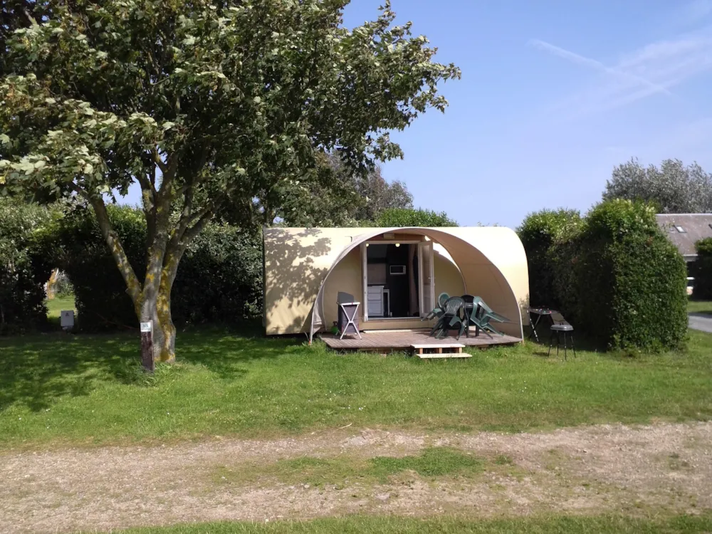 Location - Bungalow Toilé Cocosweet Avec Auvent Non Fermé Sur Terrasse - Camping La Ferme du Bord de Mer
