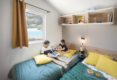 Mobil-Home Malaga - semi-covered terrace - 2 bedrooms — 8