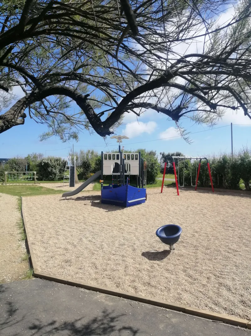 Emplacement Double Natura Sans Électricité, Vue Mer