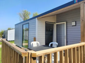 Accommodation - Mobile Home Bergamo 2 Bedrooms Semi Covered Terrace - Camping La Ferme du Bord de Mer