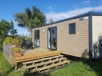 Accommodation - Mobile-Home Natura - 2 Bedrooms - Terrasse - Camping La Ferme du Bord de Mer