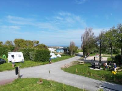 Seaside pitch with electricity (10A) — 3