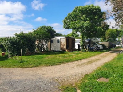 Premium pitch with private sanitary facilities and 10amp electricity — 3