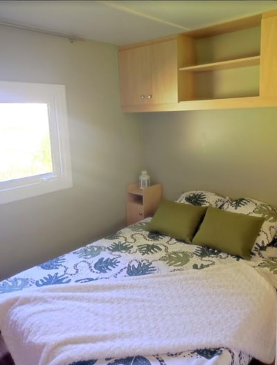 Mobile-home Confort COSY 23m² - 2 bedrooms - Half-covered terrace 17m² + BBQ - D/M