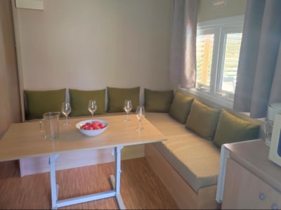 Mobile-home Confort COSY 23m² - 2 bedrooms - Half-covered terrace 17m² + BBQ - D/M