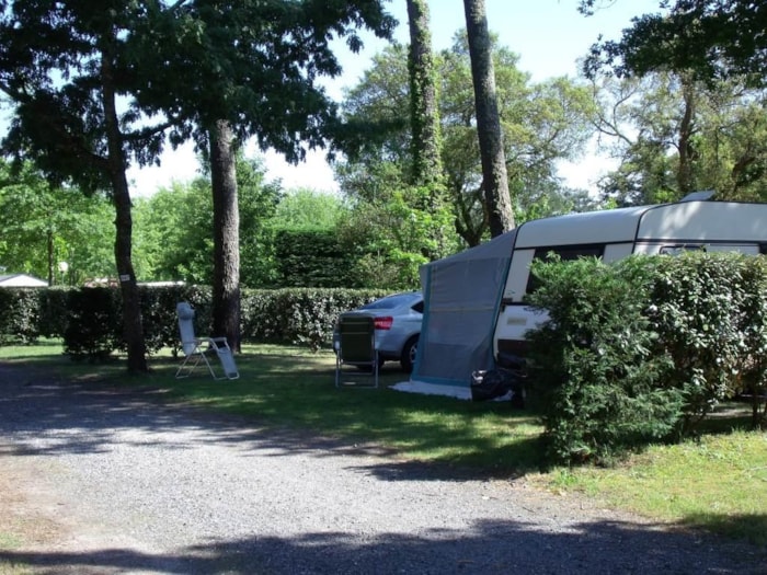 Forfait Emplacement + Un Véhicule