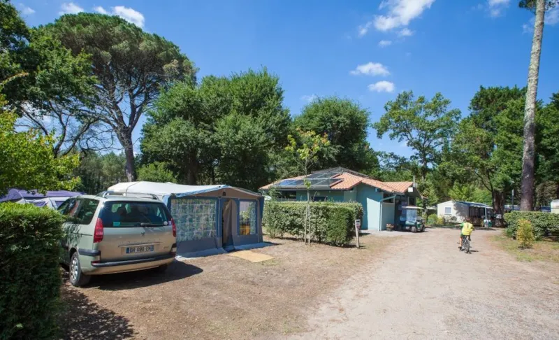 Forfait Emplacement + Un Véhicule