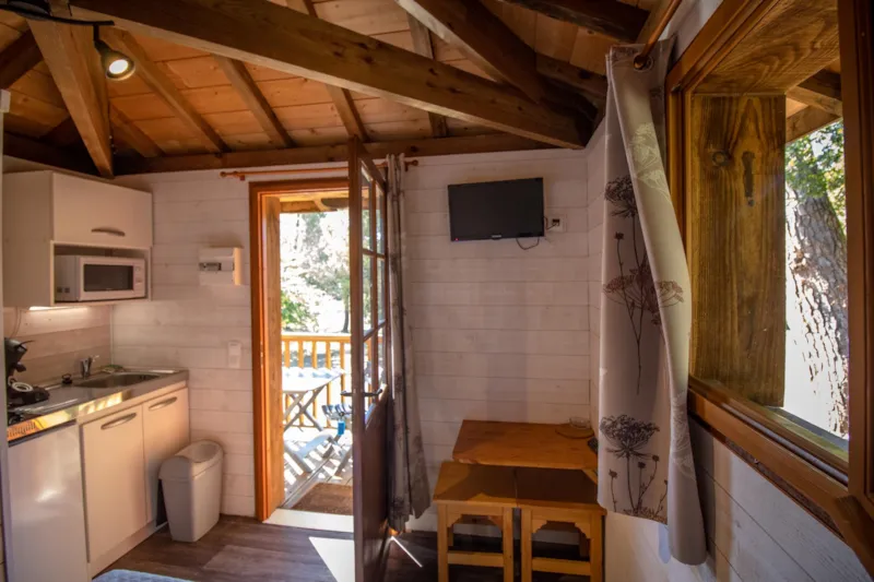 Cabane Pilotis - Insolite - 2 Pers