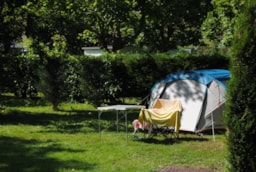 Kampeerplaats(en) - Kampeerplaats C=0% (0 Gemotoriseerd Voertuig) - Camping LA BOURIE