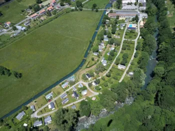 Camping LA BOURIE - Ucamping
