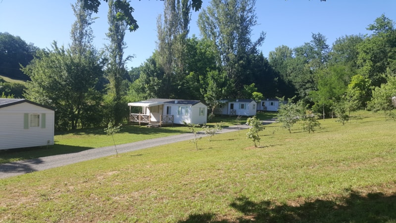 Mobil home 2 chambres Lot famille climatisé 5/7 Pers.