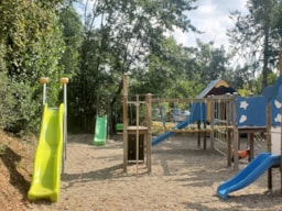 Camping Nature Le Valenty - image n°31 - Roulottes