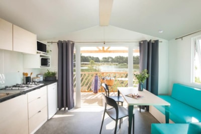 COTTAGE EVASION — 1