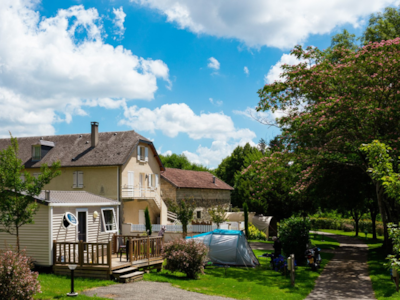 COTTAGE NATURE — 2