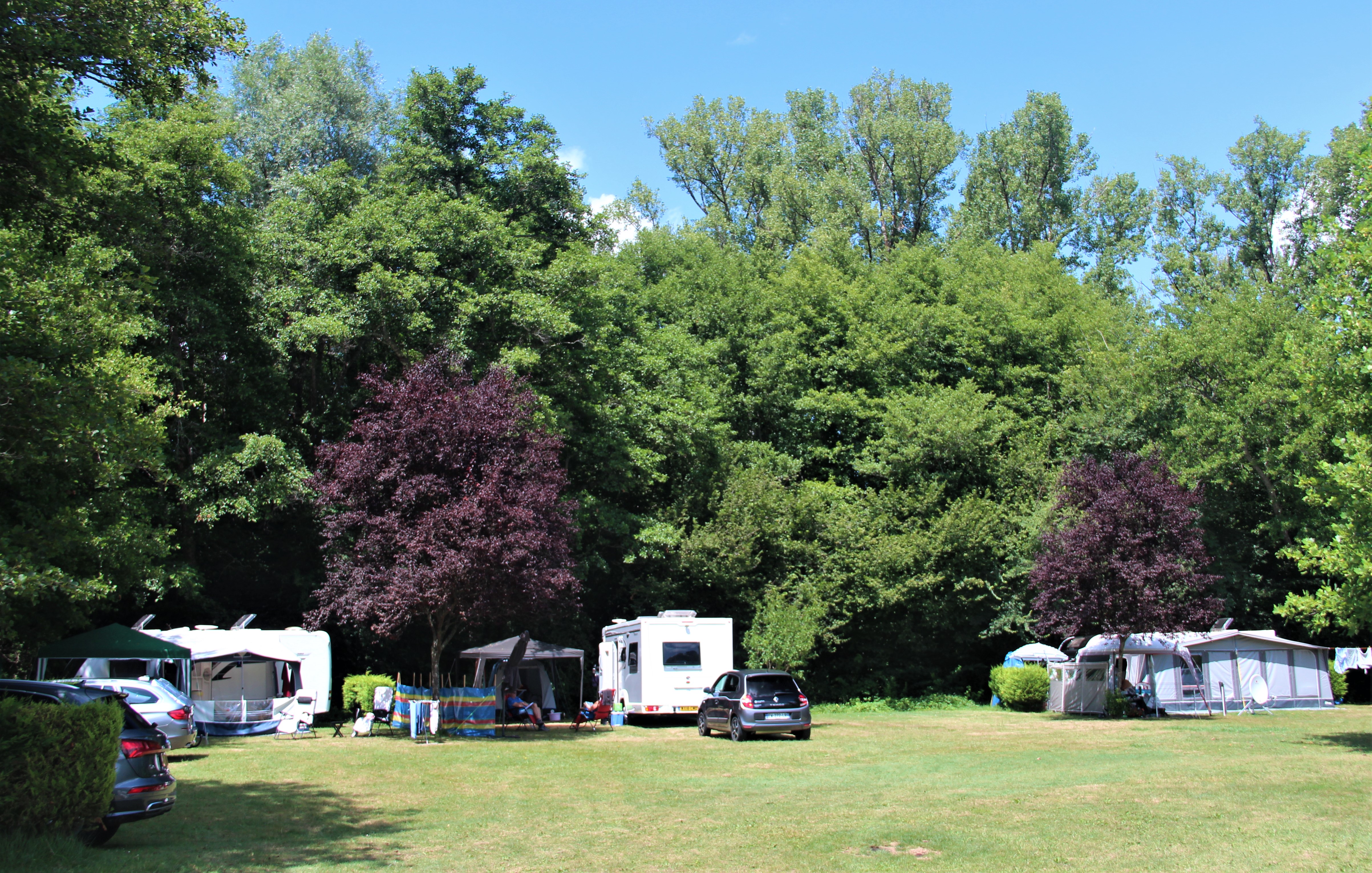 Pitch for Motorhome, Caravan or tent (with car)