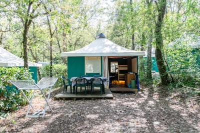 Canvas bungalow — 1