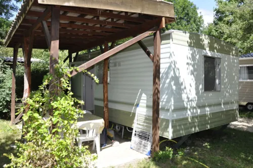 Accommodation - Mobile-Home Chèvrefeuille - Without Toilet Blocks - image n°1 - Camping Le Moulin