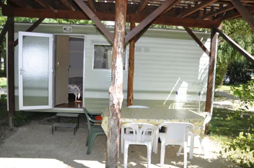 Accommodation - Mobile-Home Chèvrefeuille - Without Toilet Blocks - image n°2 - Camping Le Moulin