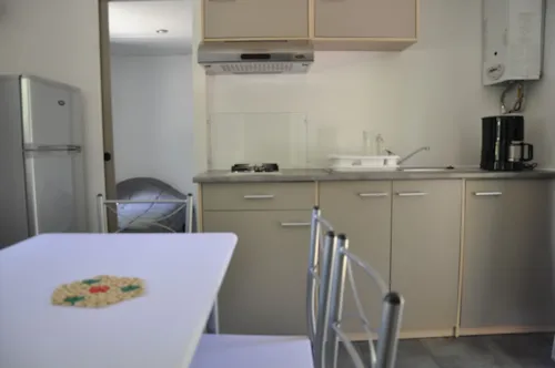 Accommodation - Mobile-Home Sencilo - image n°3 - Camping Le Moulin