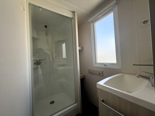 Accommodation - Mobil-Home Titania With Terrace - image n°9 - Camping Le Moulin