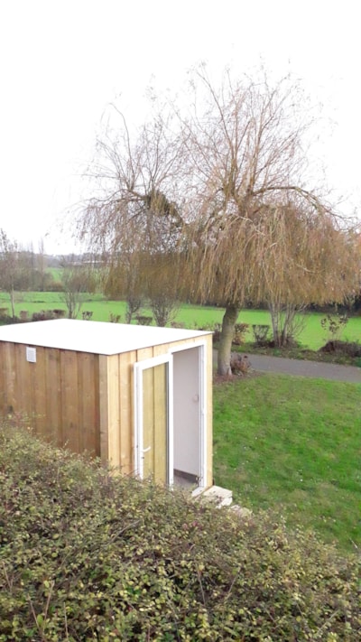 Pitch with private sanitary facilities — 3