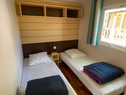 Location - Mobil Home - 2 Chambres Rivera - image n°7 - Camping Le Bardou