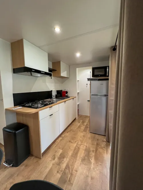 Mietunterkunft - Neu Mobilheim - 2 Schlafzimmer Mit Klimaanlage Nesasio - image n°3 - Camping Le Bardou