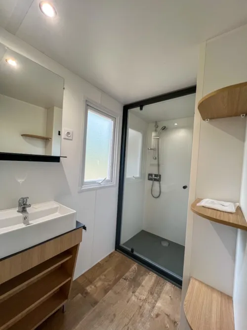 Mietunterkunft - Neu Mobilheim - 2 Schlafzimmer Mit Klimaanlage Nesasio - image n°5 - Camping Le Bardou