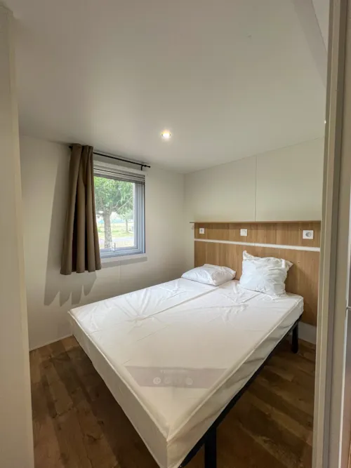 Mietunterkunft - Neu Mobilheim - 2 Schlafzimmer Mit Klimaanlage Nesasio - image n°6 - Camping Le Bardou