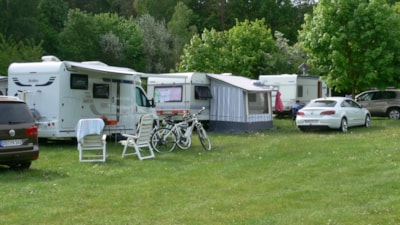 Pitch caravan / motorhome / tent — 3