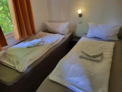 Mobile-home Standard — 5