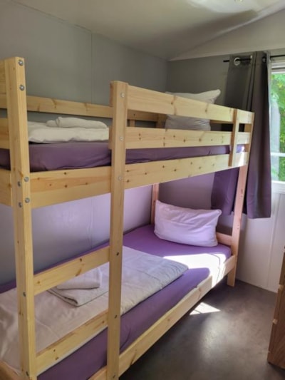 Mobile-home Standard — 9