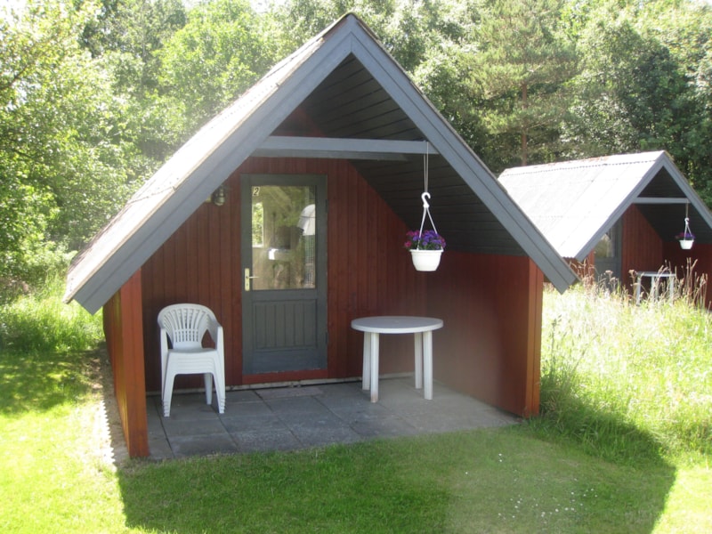 Hütte (ohne Sanitäranlagen)
