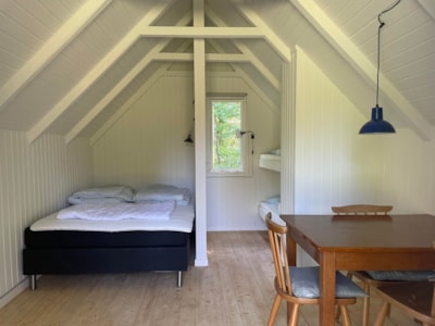 Forest cabin with shower/toilet