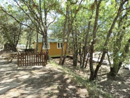 Accommodation - Cottage Romarin - Luberon - Ecureuil - 2 Bedrooms 1 Bathroom - Camping Le Moulin à Vent