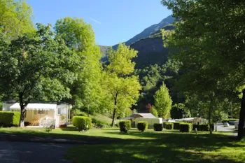 Stellplatz - Pauschale: Stellplatz + Auto - Camping SO DE PROUS