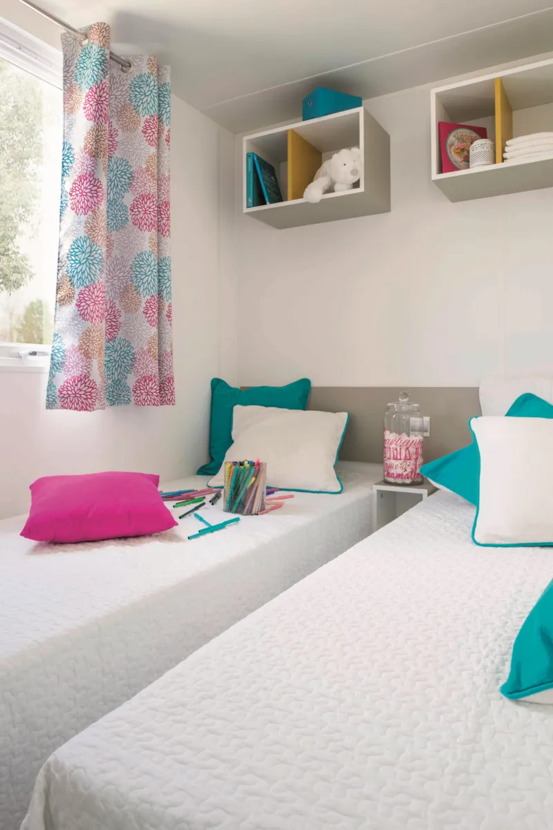 Loggia  - 3 Chambres - Terrasse Couverte Et Pouvant Se Fermer Grâce Aux Baies Coulissantes